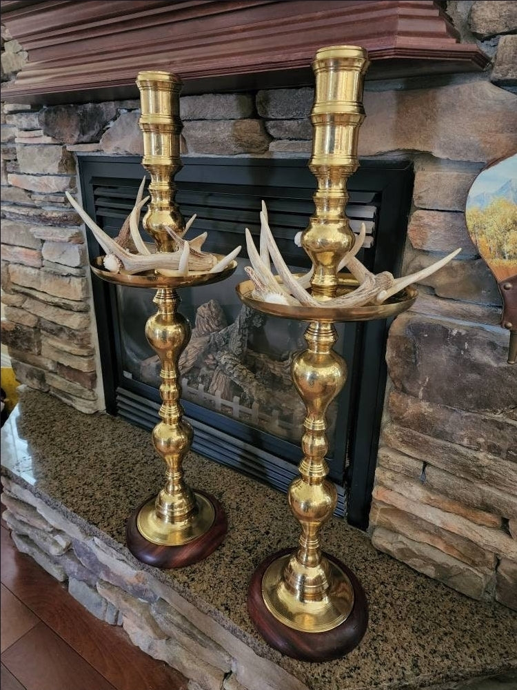 Vintage brass candlesticks w/antler rings