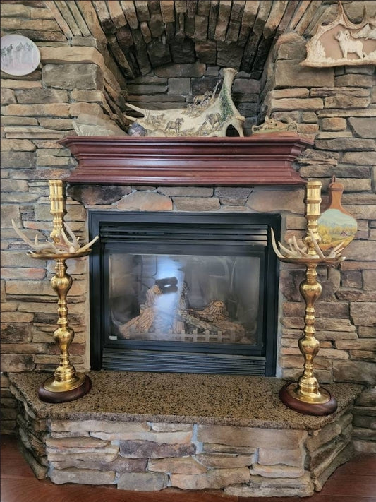 Vintage brass candlesticks w/antler rings